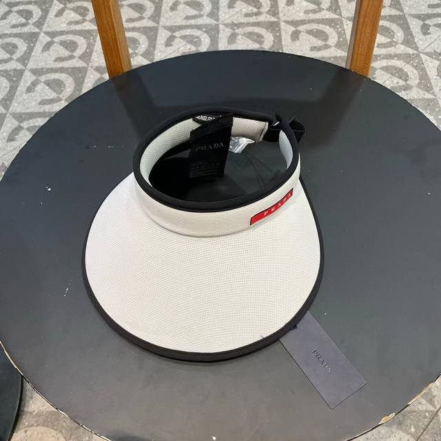Prada Prada new summer sun hat hollow top hat light luxury temperament style ~