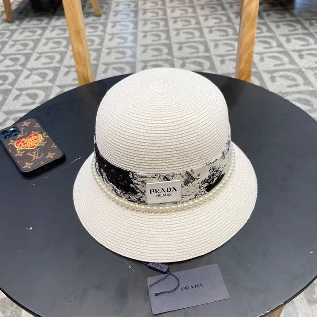 Prada Prada seaside vacation ~ new summer large brim sun protection straw hat fe