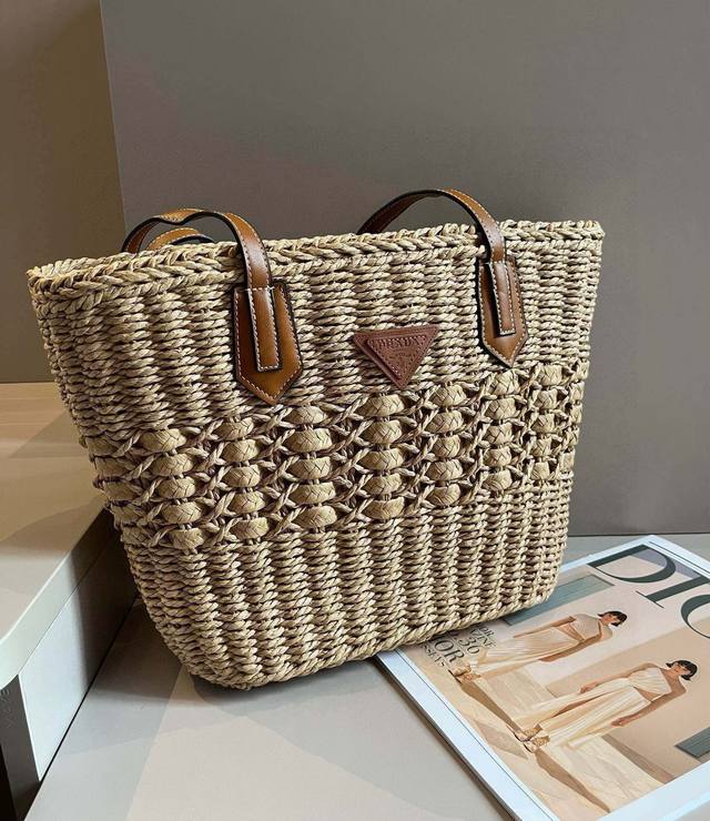 Prada official website straw bag Raffia hand-woven bag, a must-have for summer b