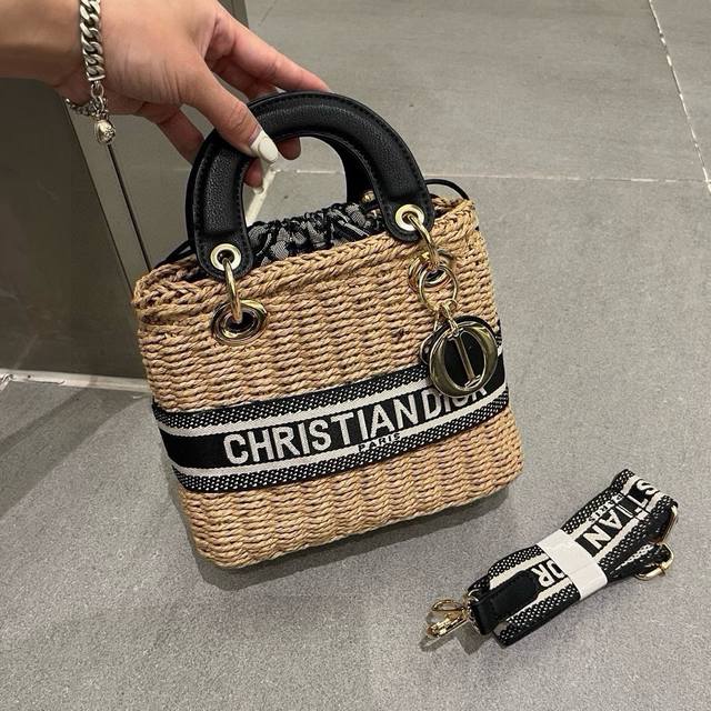 Dior Lady straw bag crossbody bag, pure hand-crocheted, a must-have for summer,