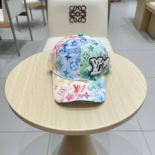 Baseball cap bucket hat Lv Louis Vuitton new style bucket hat, baseball cap head