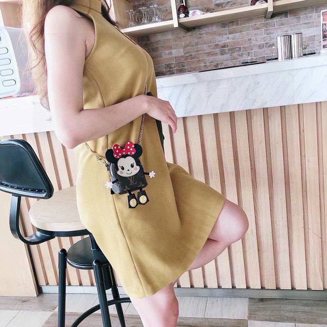 Limited edition mini Minnie and Chopper backpack with keychain pendant and chain