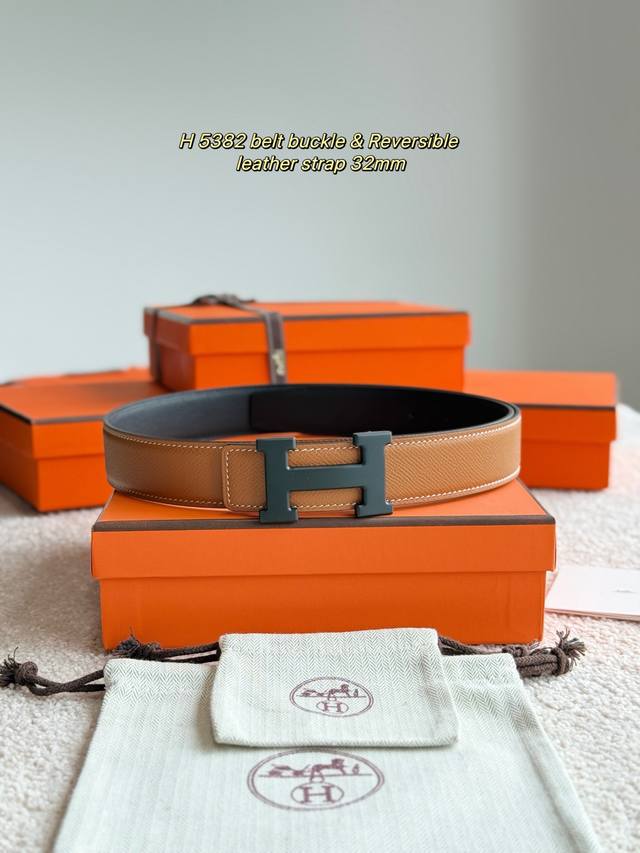 Special high-quality hardware with imported Epsom leather Width 32mm Highly resp