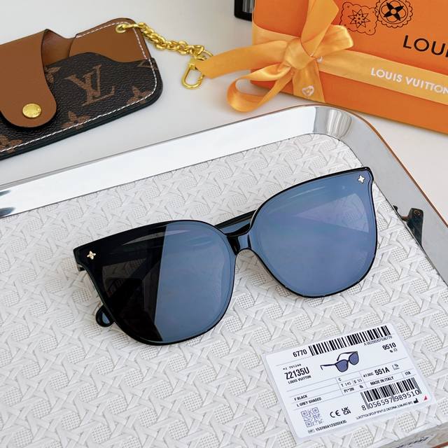 Full color original high quality Louis Vuitto* Mod: Z2135U Z2156U Size: 55 mouth