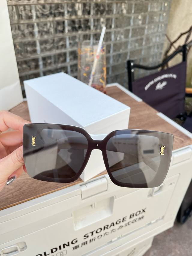 Oversized Saint Laurent Mod:Sl99 F Size:144-0-145 Deep bevel design Ysl gold lab