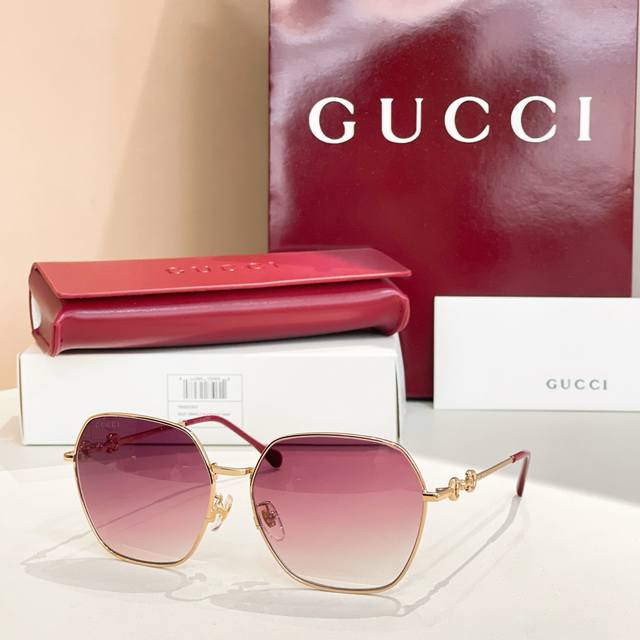 Gucc*Model: Gg0082Sasize: 60 ports 16-145
