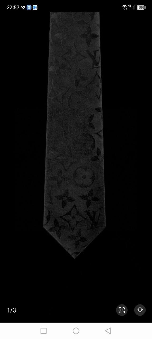The exquisite small logo dark pattern jacquard with low-key luxury and atmospher