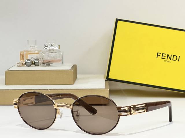 Fendi Mod: Sl 7076 Size: 55 ports 20 145