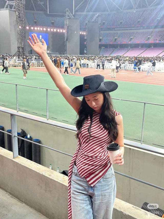 Miumiu Miu Miu denim bucket hat, curled edge design, counter style, head circumf