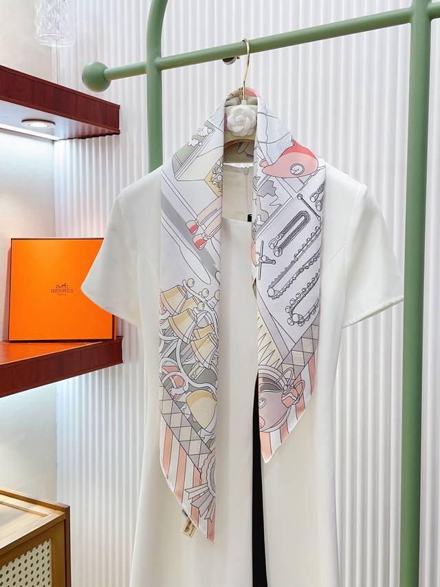 18 momme double-sided H**S silk new model, everyone says it looks good. Recommen