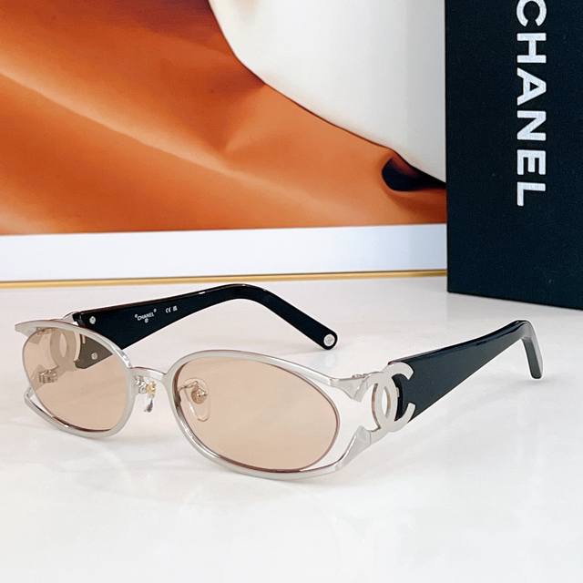 Chane* Model:4024 Size: 55 ports 19-130