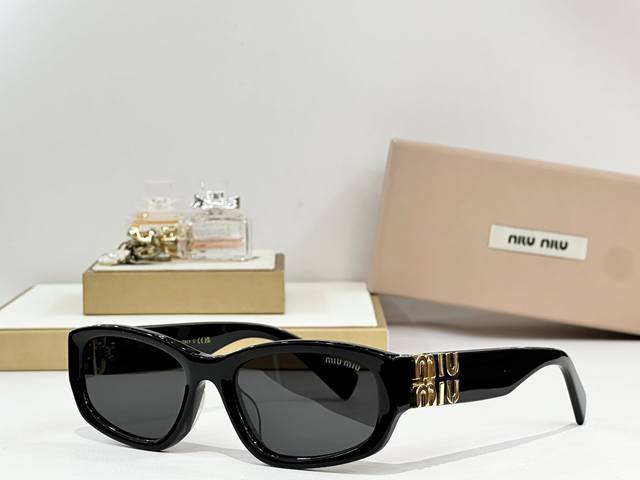 Miu M* Model: Mu A626S Size: 57 ports 20-140