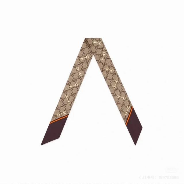 Gucci Twilly scarf with horsebit buckle Gg letter style is classic, slender, wit