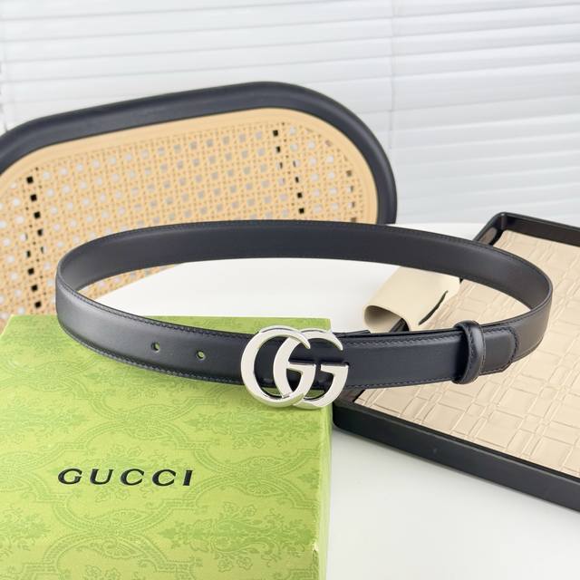 Special G. Can be worn with skirts, pants or formal wear! 3.0cm latest buckle he