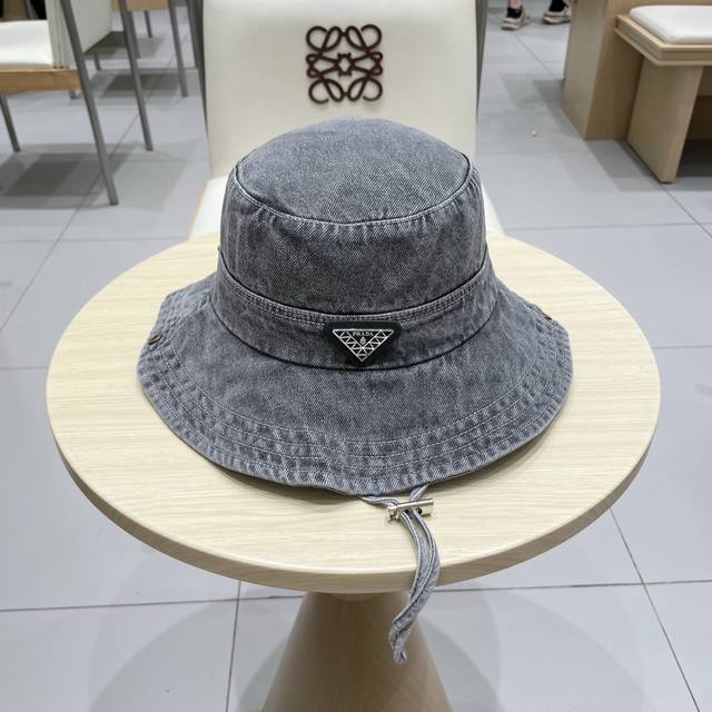 Prada Prada D2025 new washed old denim fisherman hat for women with small face,