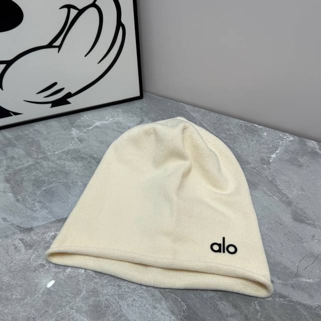 Running volume Alo ~ New style pile hat High quality spot! Very layered design,