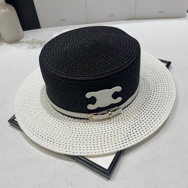 Special price with dust bag Celine 2025 new hollow hat flat top straw hat, a mus