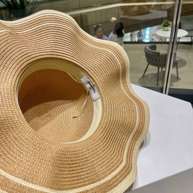 Chanel bowler hat, sun hat, super three-dimensional hat shape