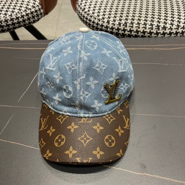 Lv Louis Vuitton classic baseball cap is popular, it is a versatile item and loo