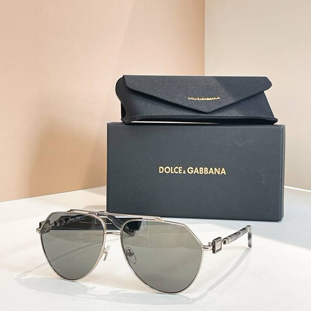 Dolce & Gabban*Model: Dg2315 Size: 58 ports 17-143