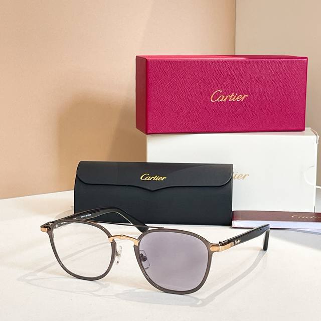 Sunglasses. Photochromic lenses Cartie*Model: Ct0012Ssize: 56