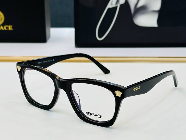 Fansijia Ve3363U Size: 52 mouth 18-145 Definitely must buy it, it is really beau