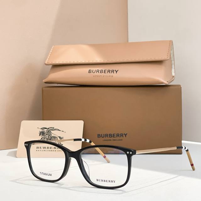 Burberr*Model: Be 2281Dsize: 55 ports 17-145