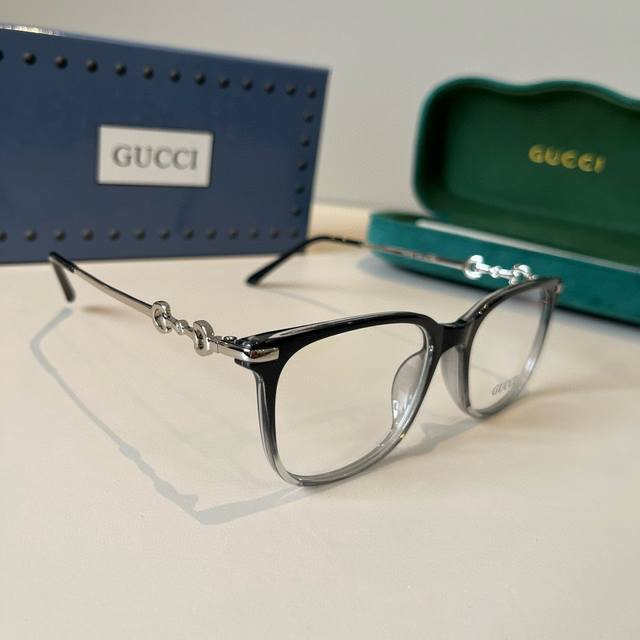 optical mirror makeup artifact Gucci official early spring new model, many stars