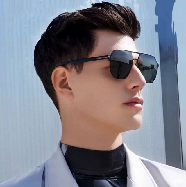 Gucci Men's Colorful Aviator Polarized Sunglasses Material: HD Nylon Thickened C