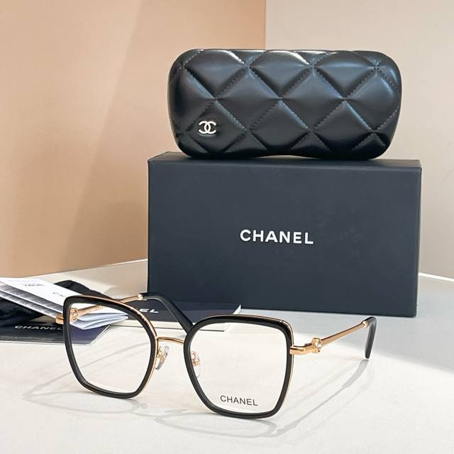 Chane*Model: 2222 Size: 54 ports 22-145