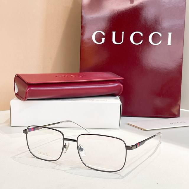 Gucc*Model : Gg1678O Size: 55 ports 18-150