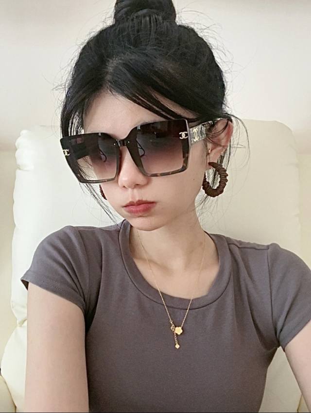 Chanel2025 official early spring new model, many celebrities wear the same Chane