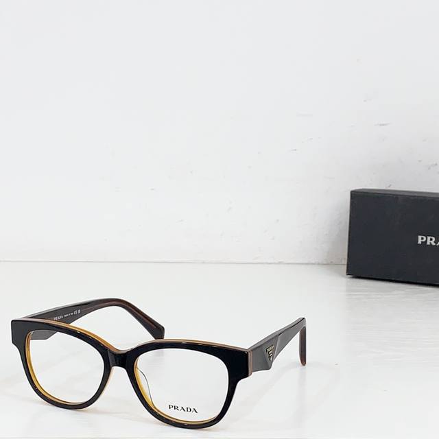 Prada Mod: Spra08V Size: 54 ports 19-145