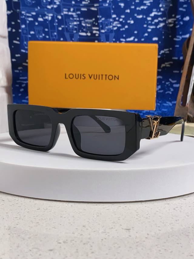 Louisvuitton 2025 new men's metal sunglasses versatile face small rectangular