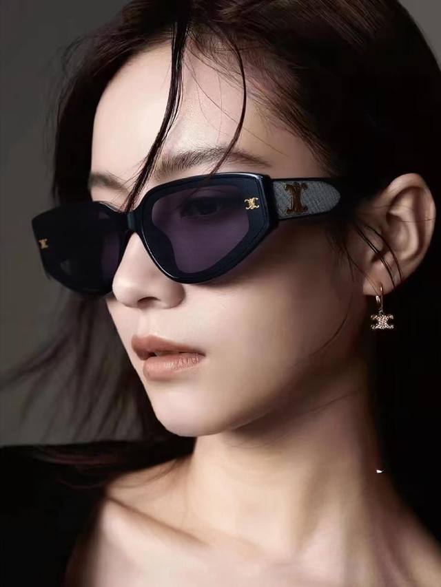 Celine 2025 new retro European and American small face cat-eye sunglasses square