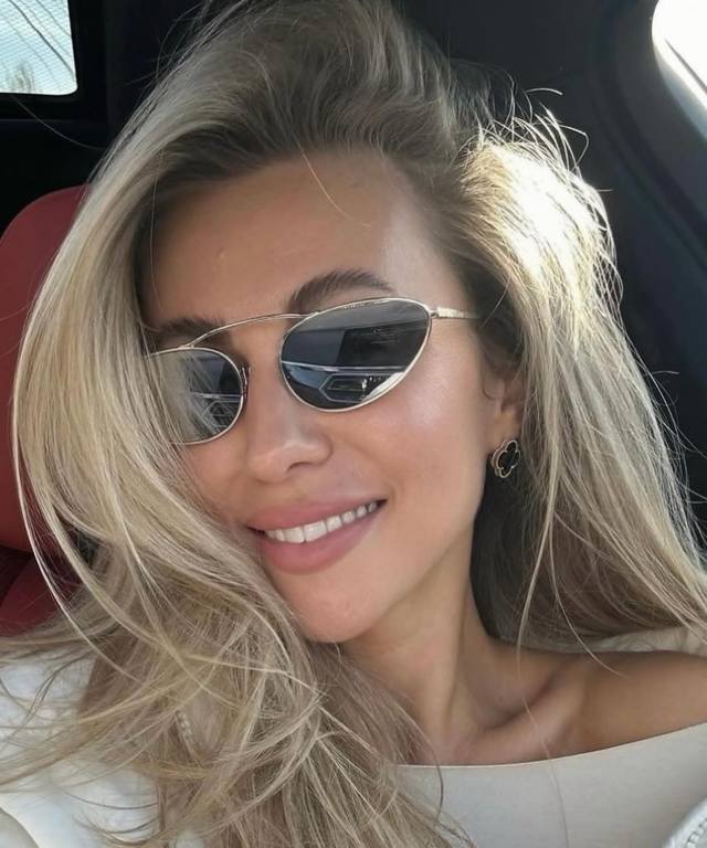 YSL cat-eye sunglasses are a must-have for fashion. In the hot summer, how can y