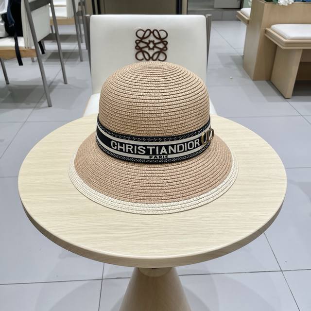 Dior new flat hat, sun hat, head circumference 57Cm