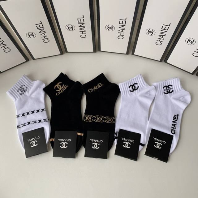 Special packaging Chanel Chanel new classic short and medium-length stacked sock