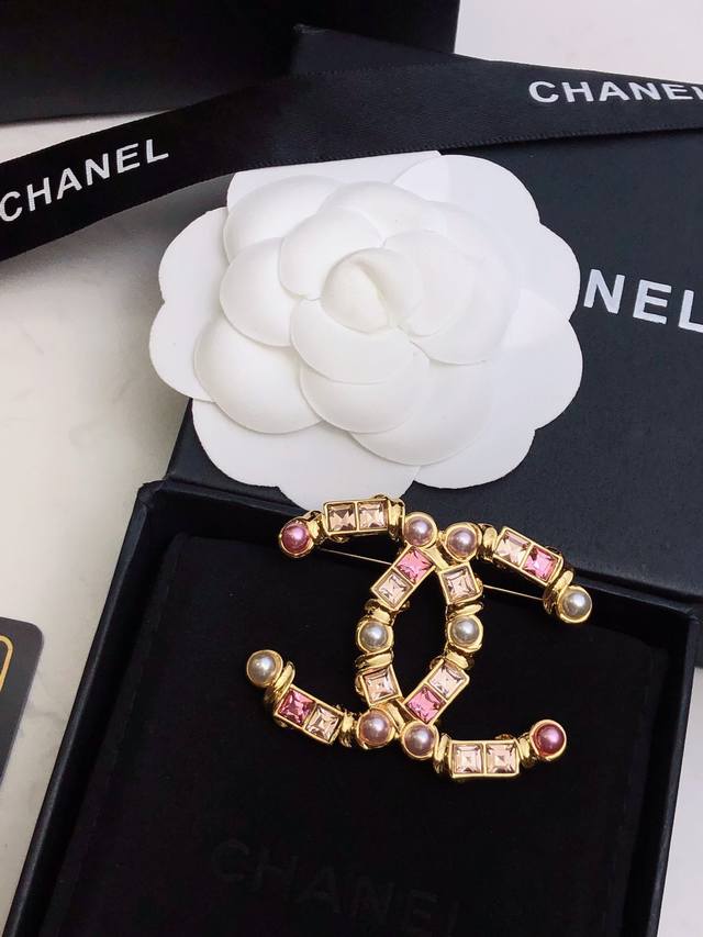 The latest brooches are available at Chanel counters. They are the accessories t