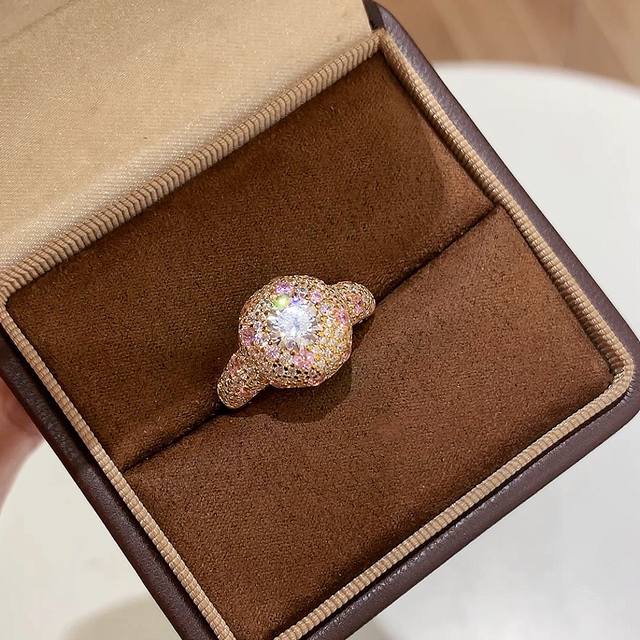 A6143 Independent designer romantic pink diamond donut cake ring with metropolit