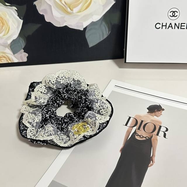 Special counter packaging Chanel Chanel's latest small fragrance style hairband