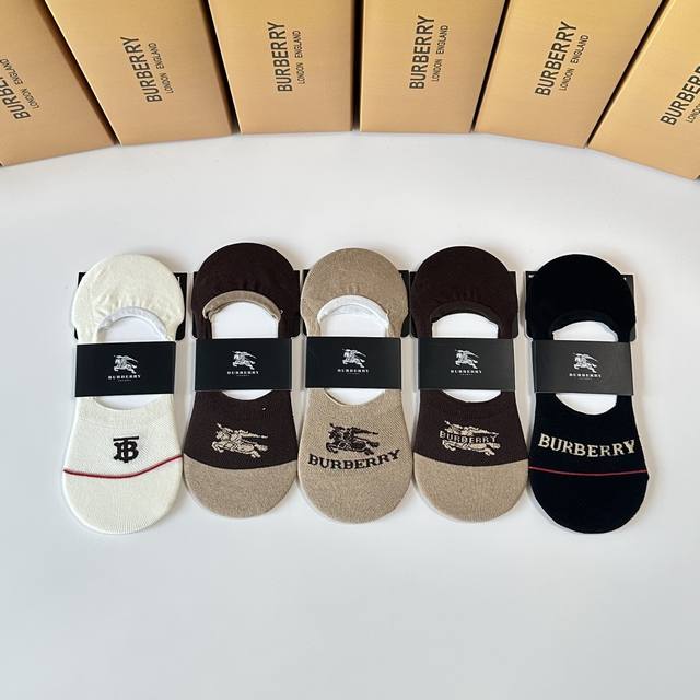 Special counter packaging Burberry's new boat socks, pile socks! Five pairs in a