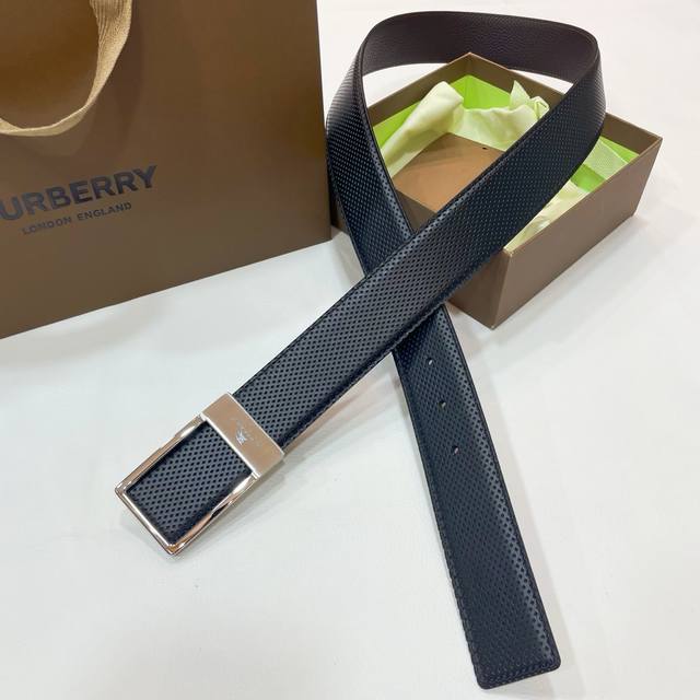 is the exclusive first launch of Burberry. The steel buckle has the top quality