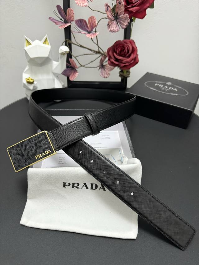 Prada 3.5Cm Color: Black Cross-grain cowhide texture quality Every detail reflec