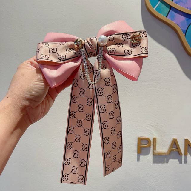 with packaging Gucci new hairpin from Gucci counter, classic double G big bow sp