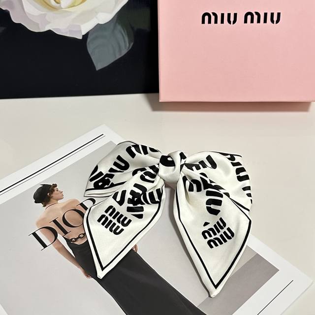 Special counter packaging Miumiu Miu Miu latest bow vintage hairpin # Trust me!
