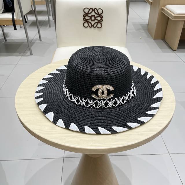 Chanel Chanel 2025 new straw hat wide brim hat travel holiday style seaside beac