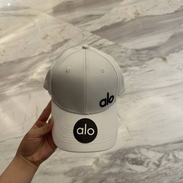 Popular Alo new baseball cap Customized ultra-thin cotton fabric, simple and sty