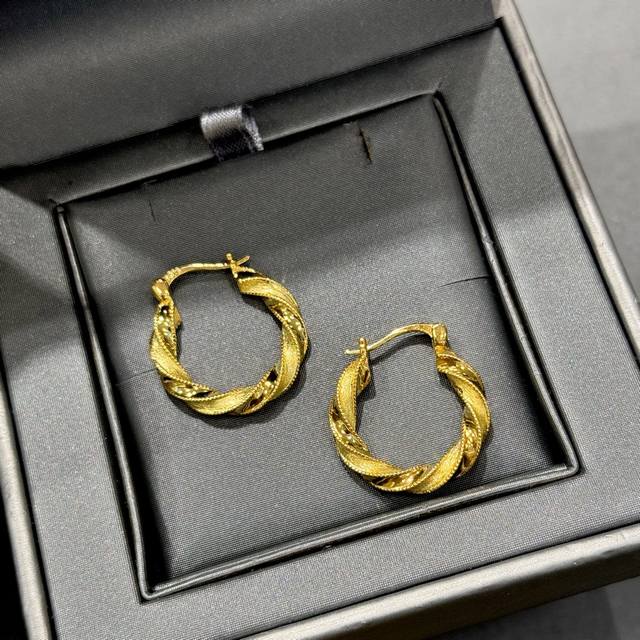 A5398 Independent designer's exquisite frosted twisted half-diamond earrings, ex