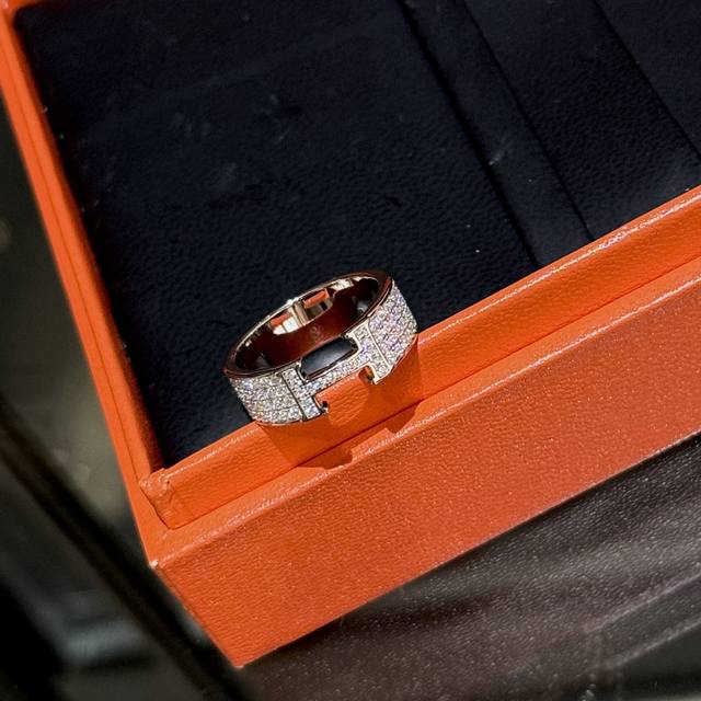 A5465 H's classic hit H full diamond ring all kinds of fashion gurus the same or
